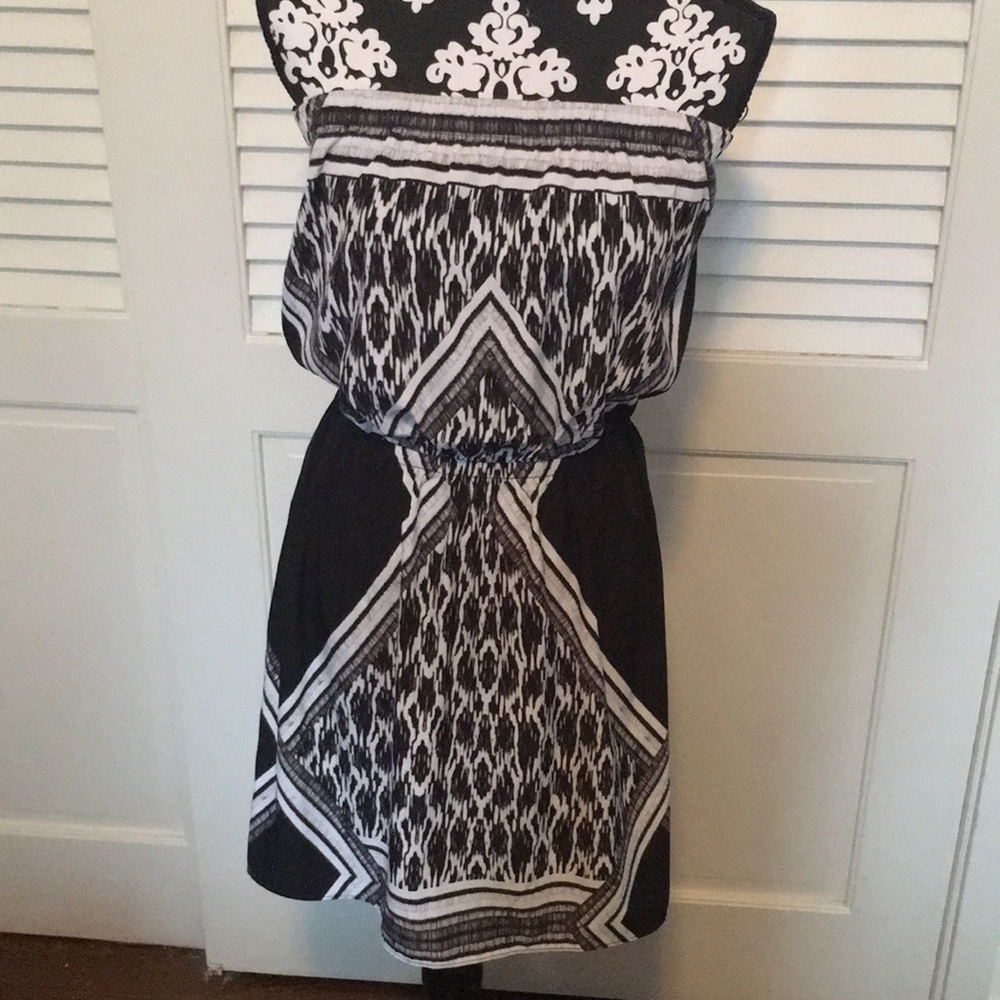Black and White mini dress!